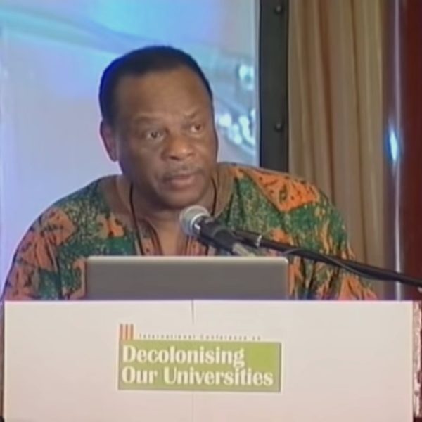 Retrato de Molefi Kete Asante